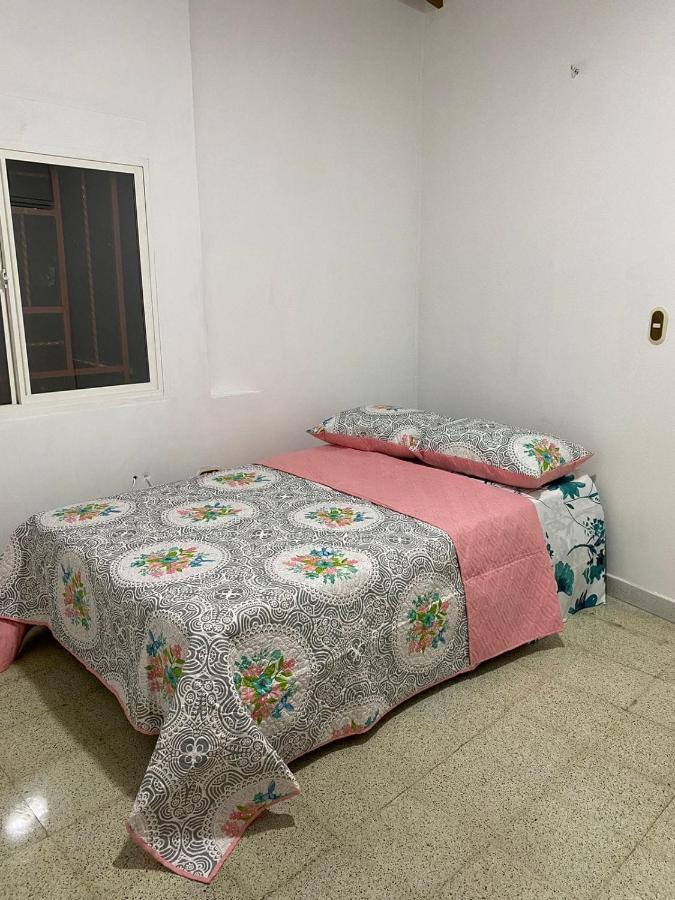 Hostel Kumho Alojamiento Medellin Ngoại thất bức ảnh