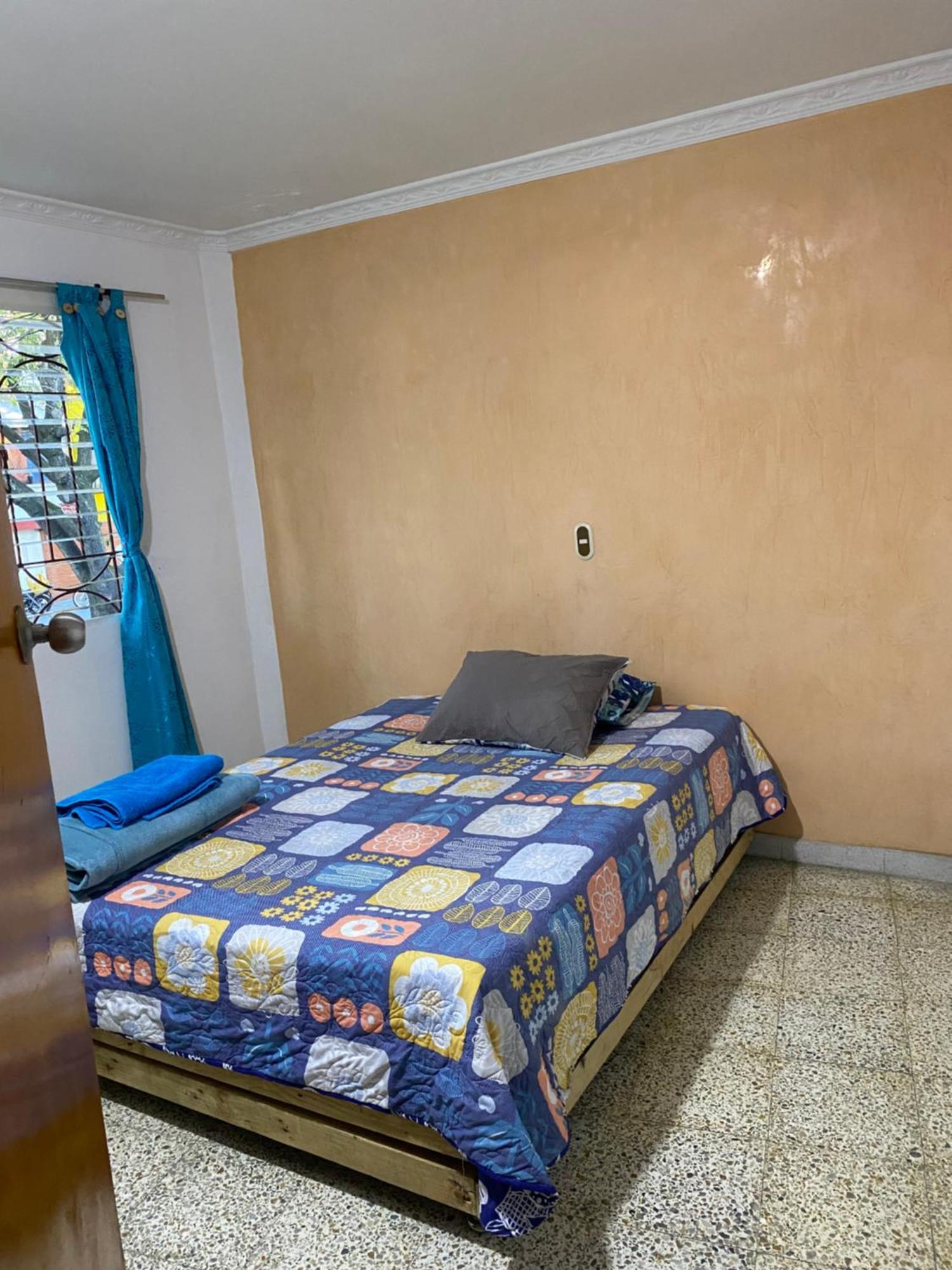 Hostel Kumho Alojamiento Medellin Ngoại thất bức ảnh
