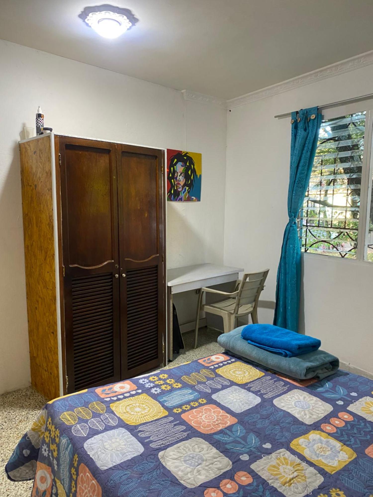 Hostel Kumho Alojamiento Medellin Ngoại thất bức ảnh