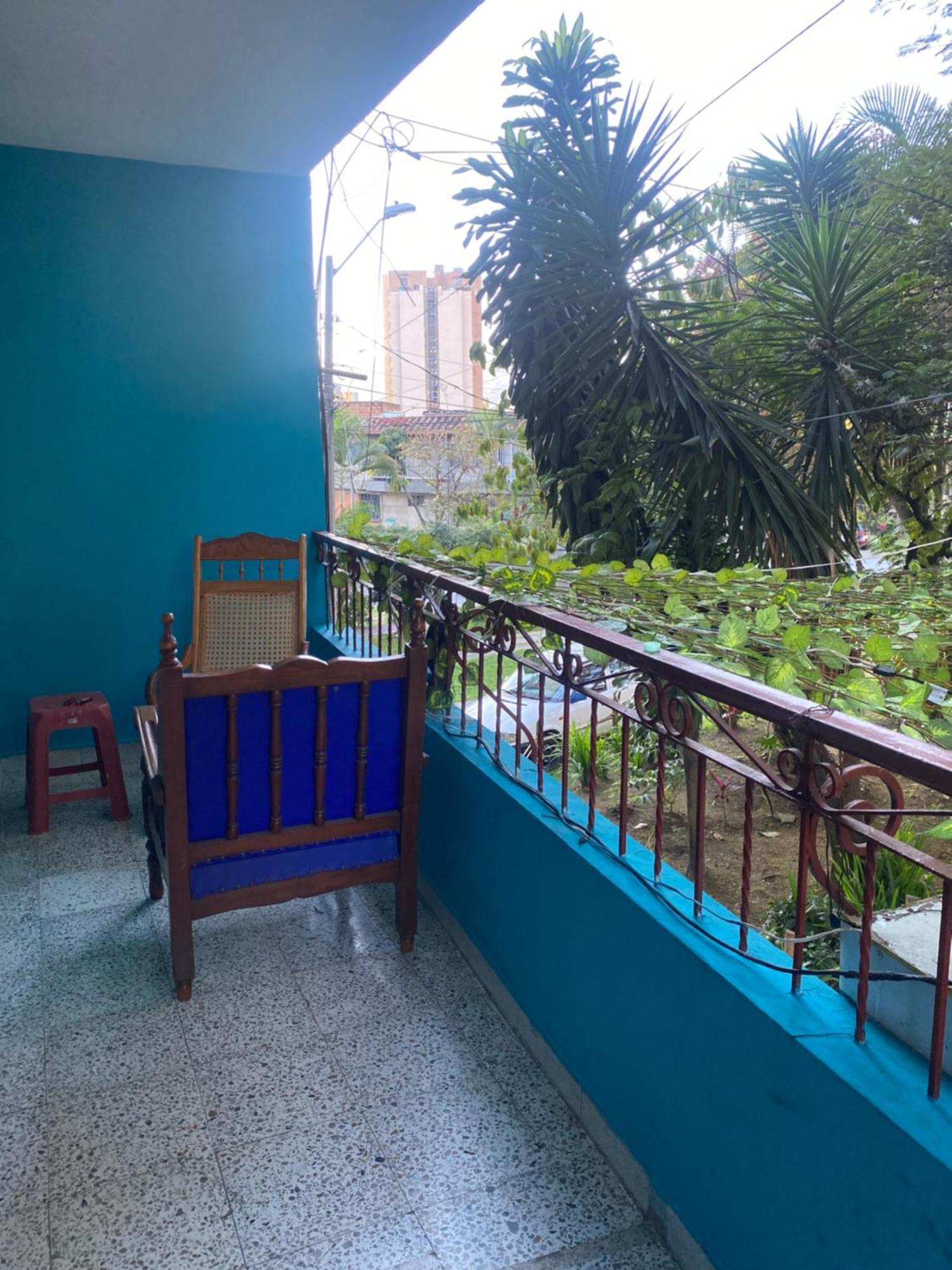 Hostel Kumho Alojamiento Medellin Ngoại thất bức ảnh