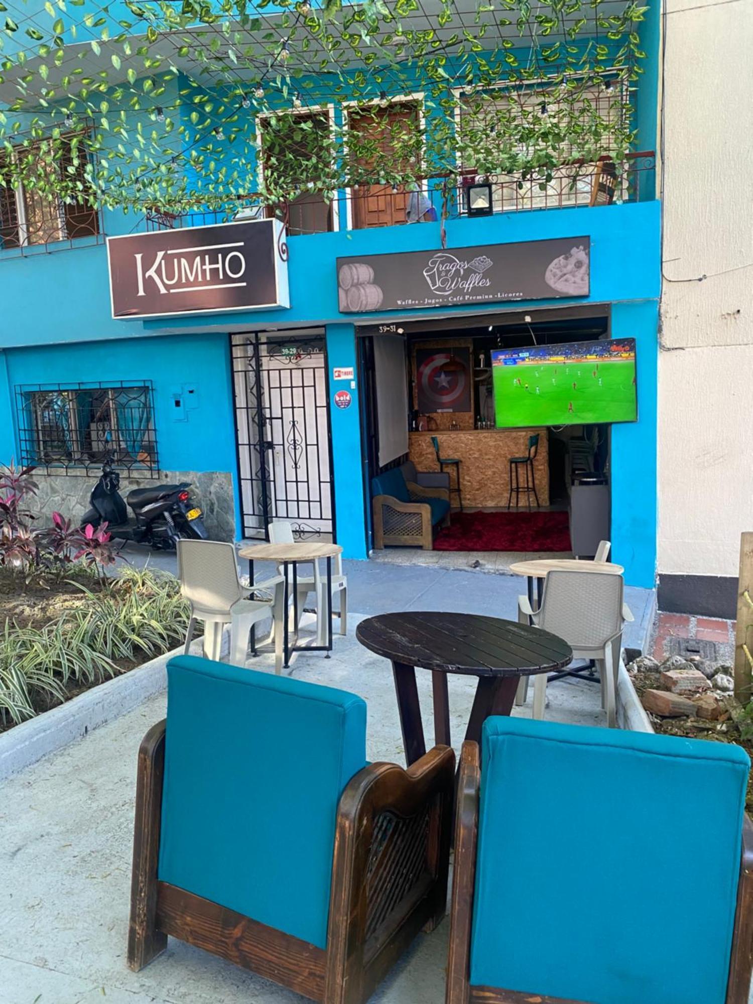 Hostel Kumho Alojamiento Medellin Ngoại thất bức ảnh