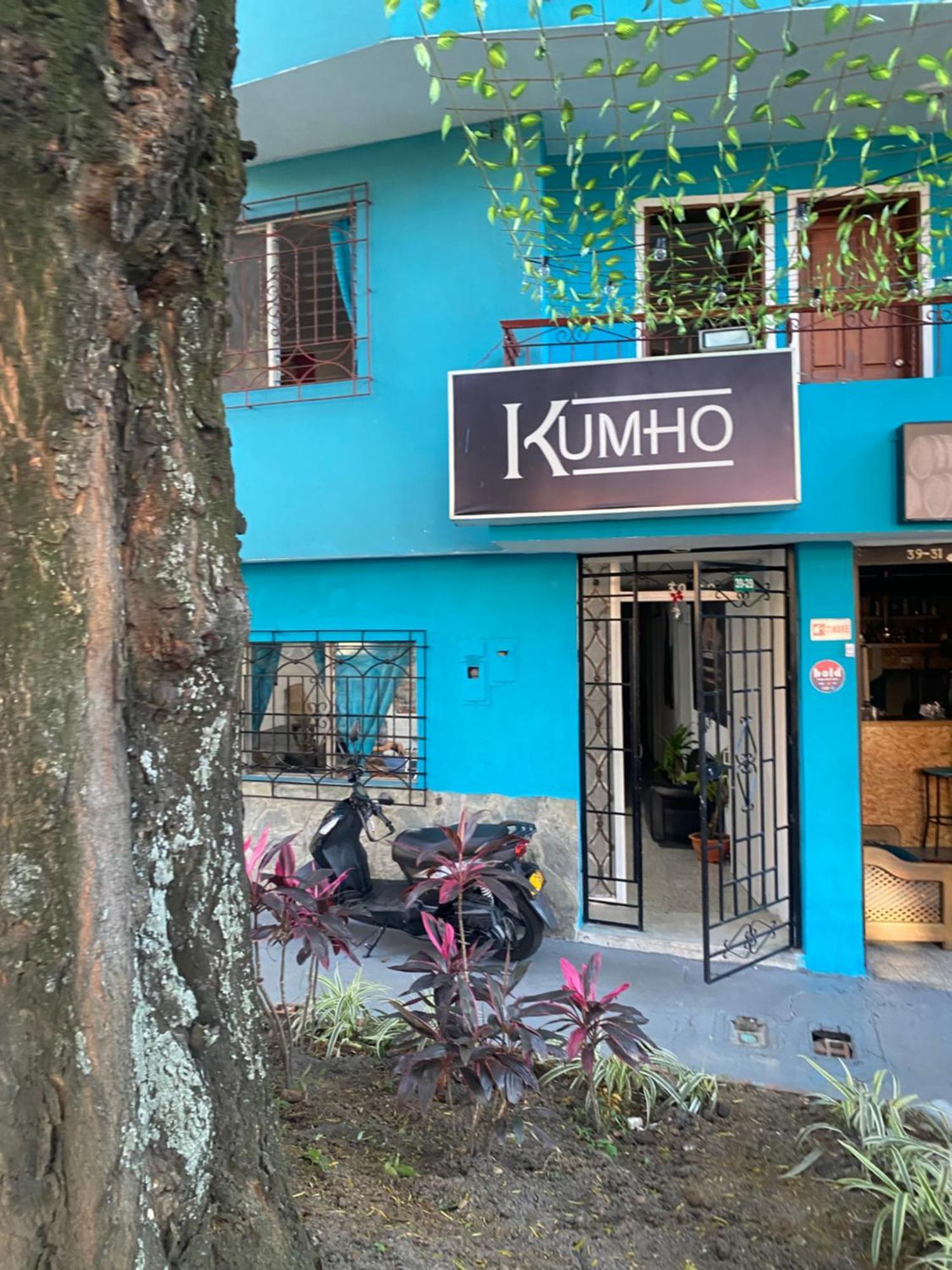 Hostel Kumho Alojamiento Medellin Ngoại thất bức ảnh